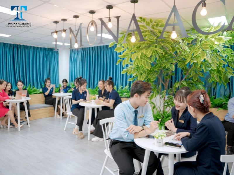 Nên lựa chọn các khóa ngắn hạn để học