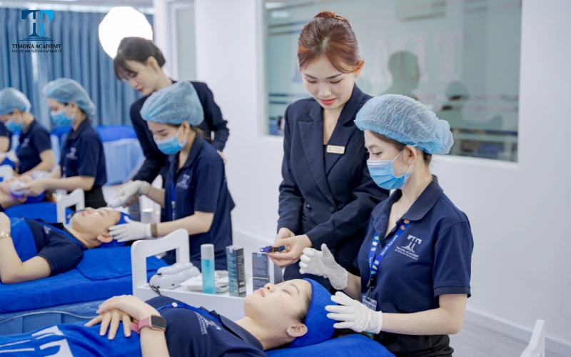 Tham gia khóa học mang lại nhiều lợi ích cho mẹ bầu