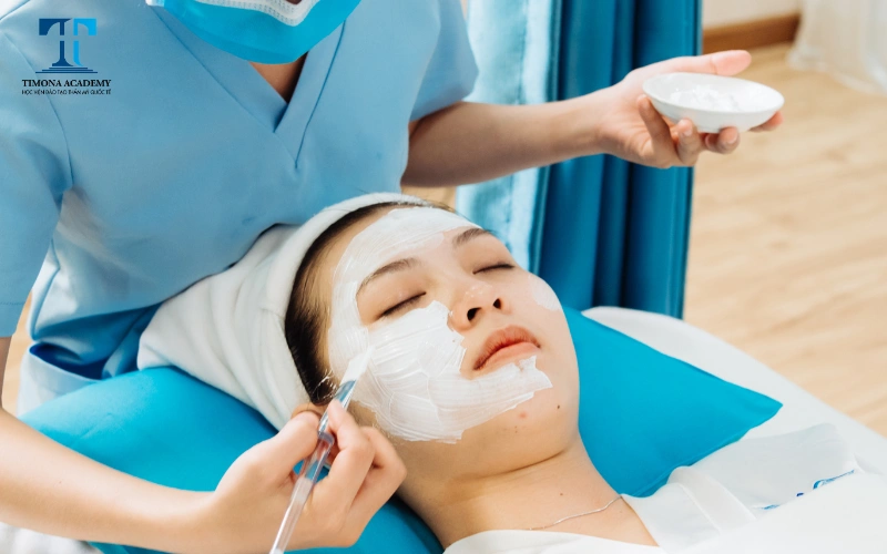 Chăm sóc da mặt chuẩn khoa học