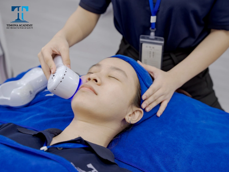 Timona có nhiều khóa học chăm sóc da