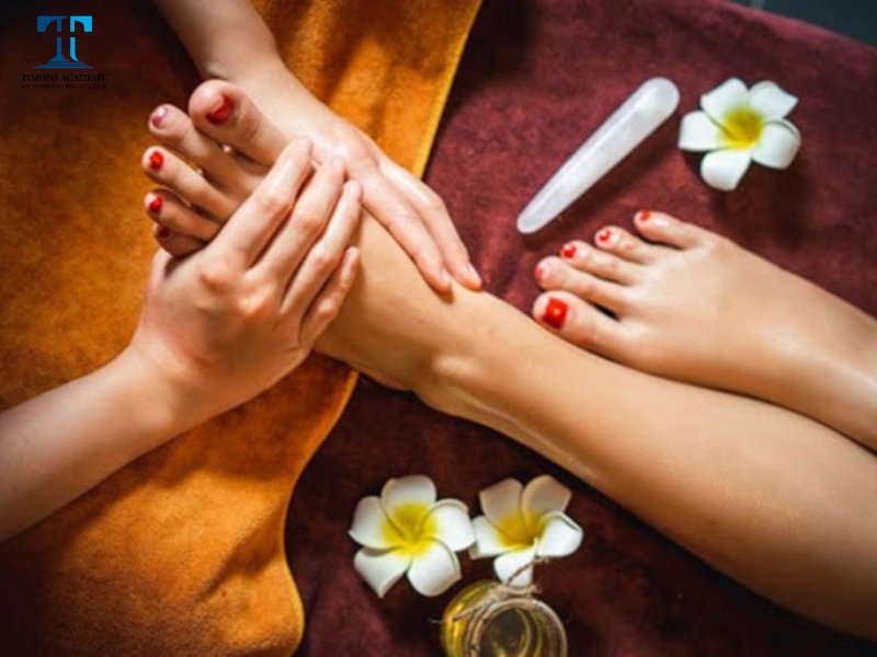 Trung tâm đào tạo nghề thẩm mỹ Lali có kinh nghiệm lâu năm dạy nghề massage chân
