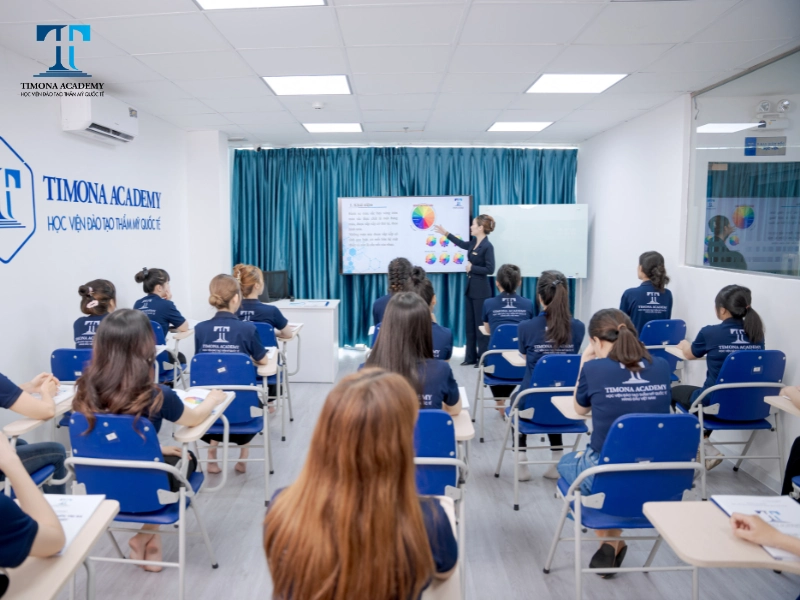 Timona Academy là địa điểm cung cấp khóa học nối mi Đà Nẵng uy tín