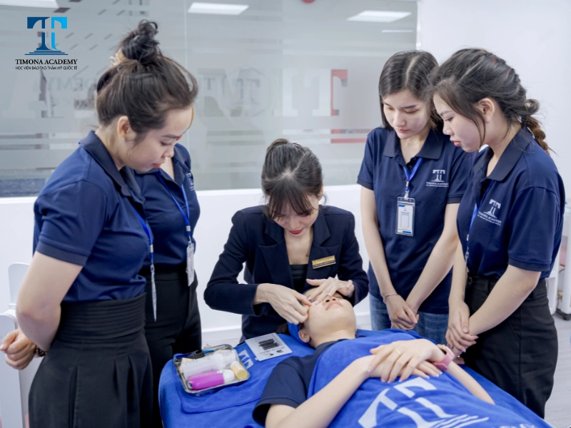 Timona Academy là địa chỉ dạy nối mi uy tín tại Sài Gòn