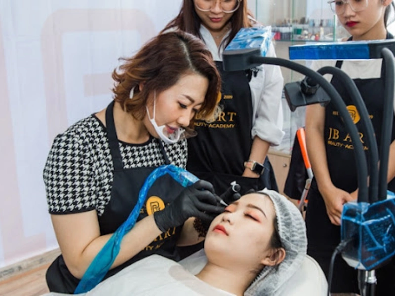 Học nối mi tại JB Art Academy TPHCM