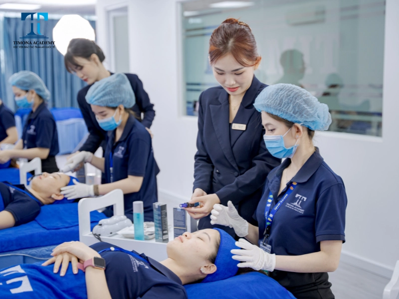 Thần số học số 10 nghề nghiệp phù hợp là ngành spa
