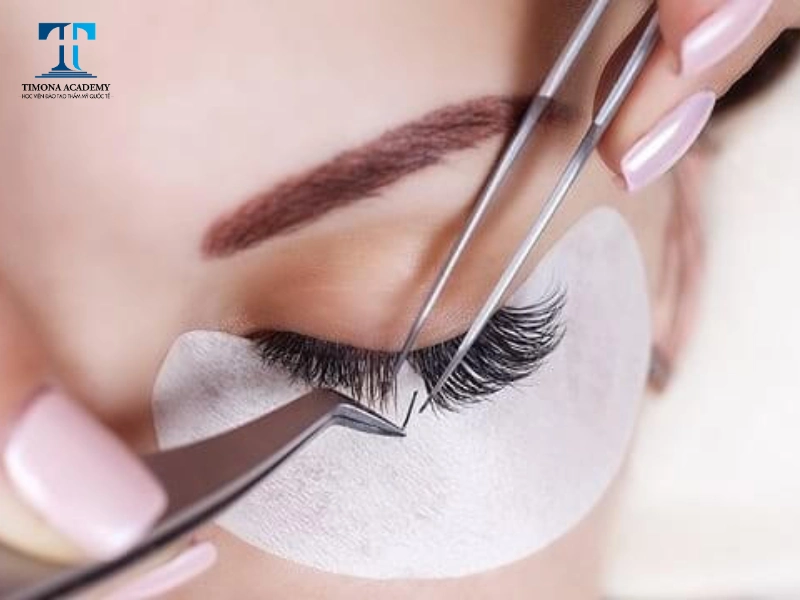 Nên chọn keo nối mi có nguồn gốc uy tín và chất lượng
