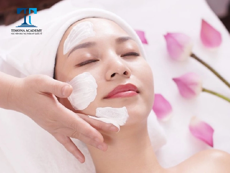 Bạn có thể tham khảo nghề spa thẩm mỹ để theo học