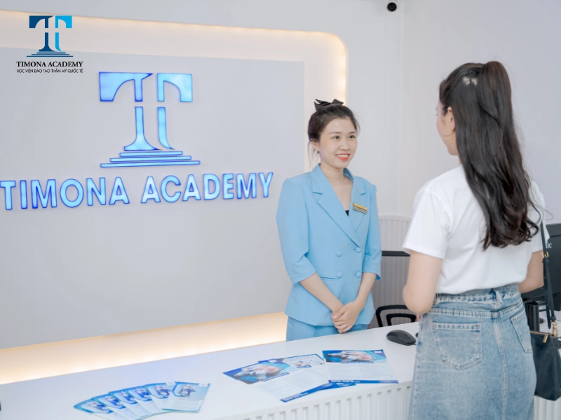 Người quản lý spa thường phải đối mặt với nhiều tình huống bất ngờ