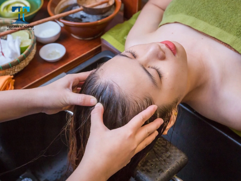 Gội đầu dưỡng sinh nguồn gốc từ Ấn Độ