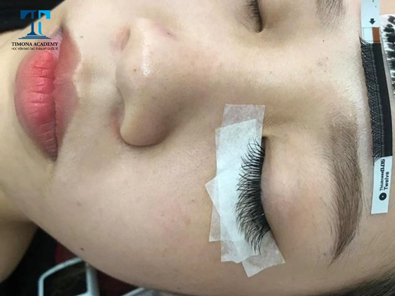 Chăm sóc sau nối mi yy là bước quan trọng không nên bỏ qua