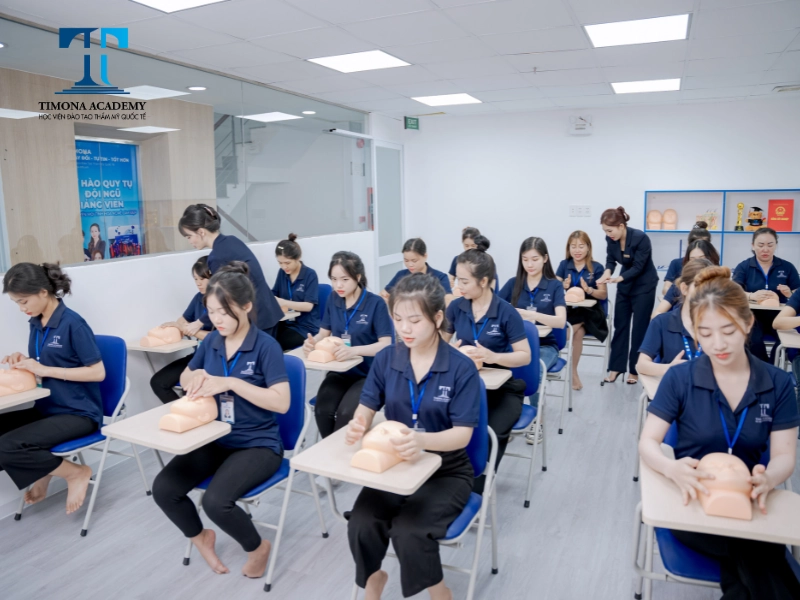 Học nghề sau khi rớt tốt nghiệp lớp 12 là một sự lựa chọn phổ biến