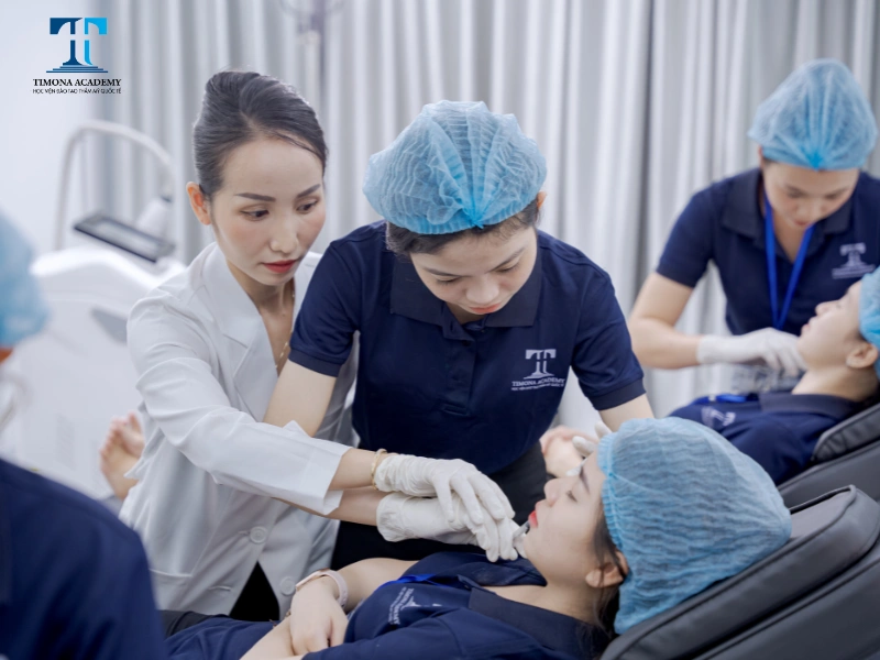 Học thẩm mỹ tại Học Viện đào tạo thẩm mỹ Timona Academy