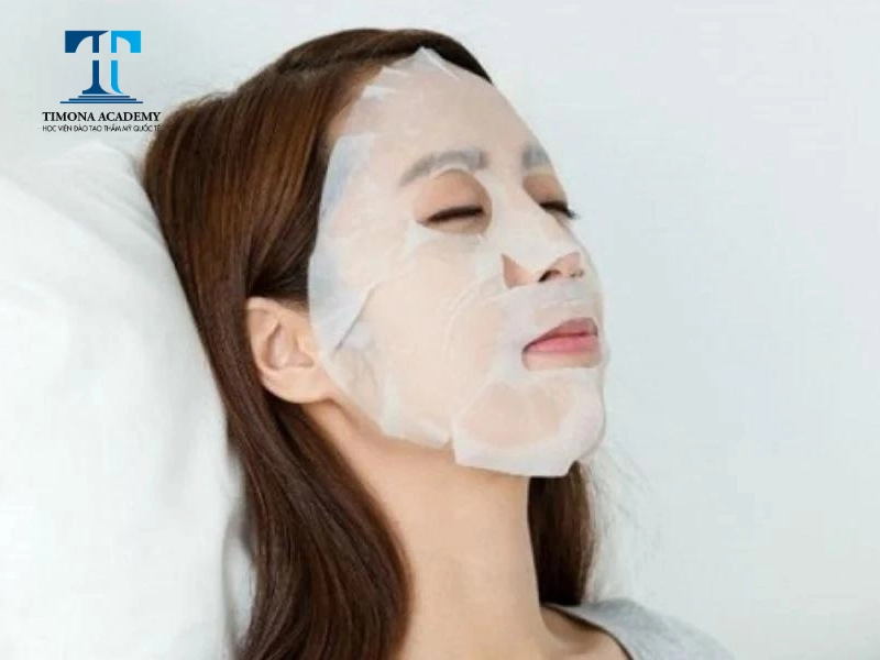 Chỉ nên đắp mặt nạ trong 15 - 20 phút sau đó rửa lạ