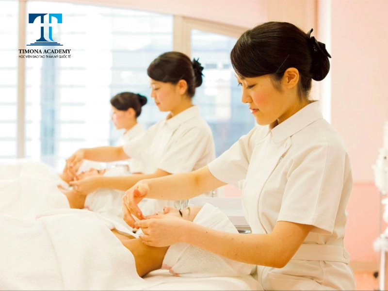 Người làm nghề spa phải có đam mê với nghề làm đẹp thì mới có thể gắn bó lâu dài