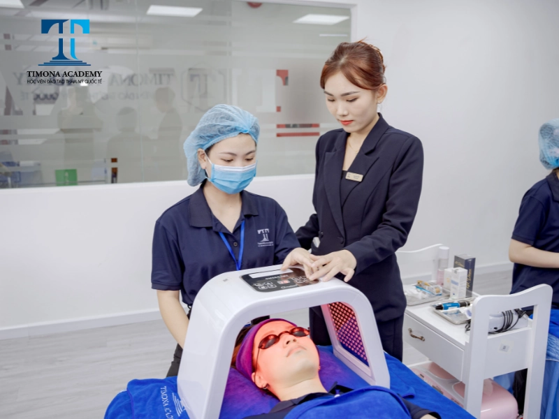 Học viên tại Timona sẽ được sử dụng các máy móc miễn phí