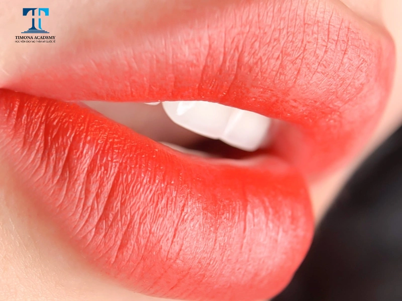 Kỹ thuật phun xăm khác nhau sẽ có mức độ sưng phồng khác nhau