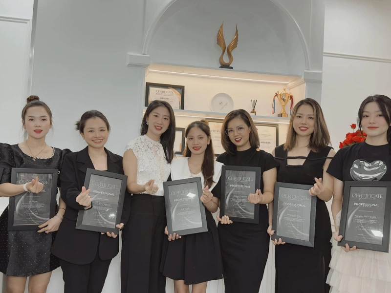 Hiền Son Academy (Phun Xăm Thẩm Mỹ Hiền Son)