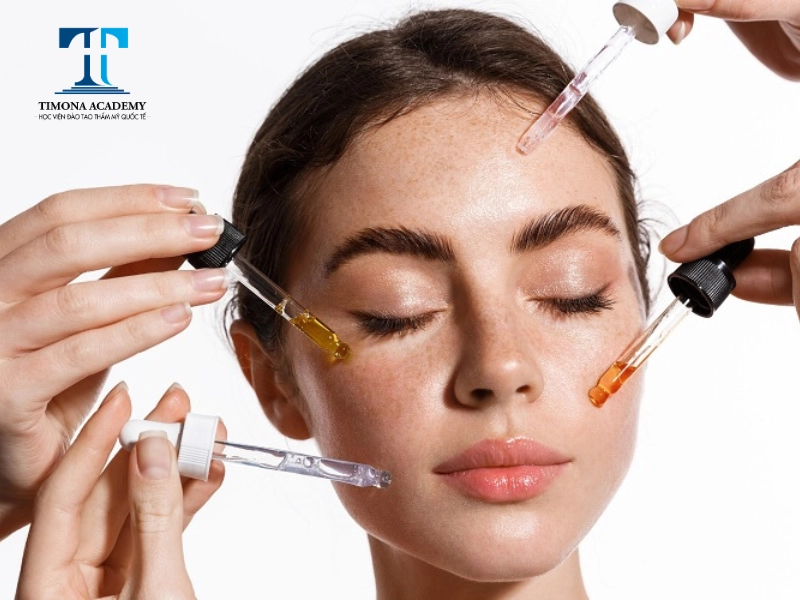 Có thể bôi 2 loại serum cùng lúc