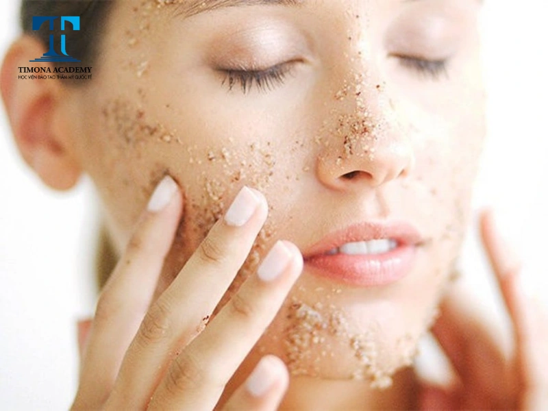 Sử dụng tẩy tế bào chết da mặt đúng cách giúp da trở nên khỏe khoắn và mịn màn