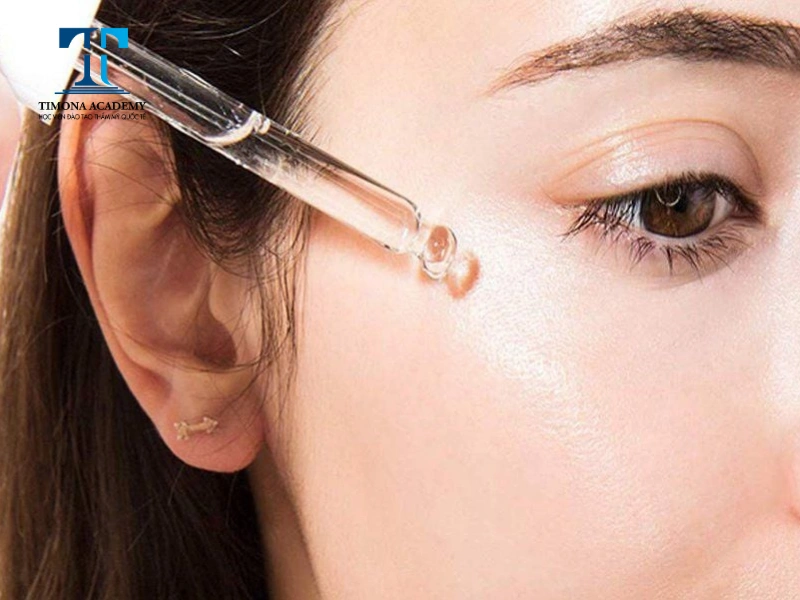 Chăm sóc da nhiễm corticoid bằng các loại Vitamin