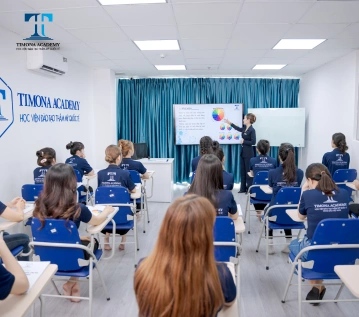 Khóa học phun xăm tại Timona Academy