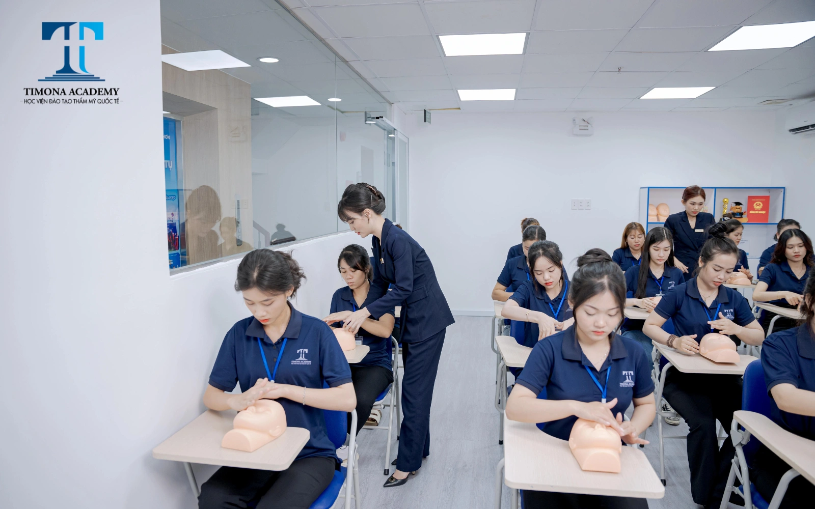hình ảnh thực tế khóa chăm sóc da 2