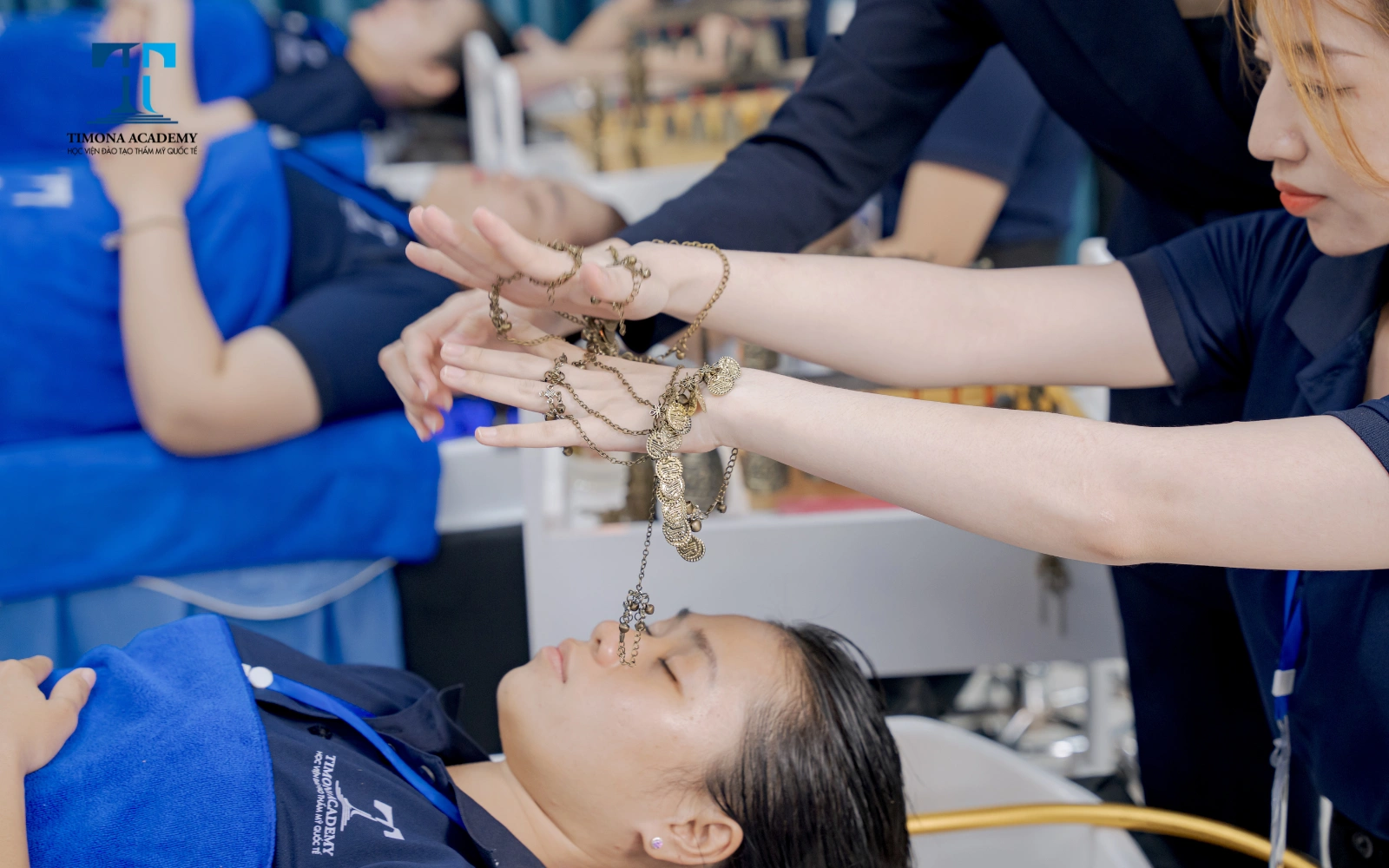 Hình ảnh thực tế khóa học gội đầu dưỡng sinh tại Timona Academy 5