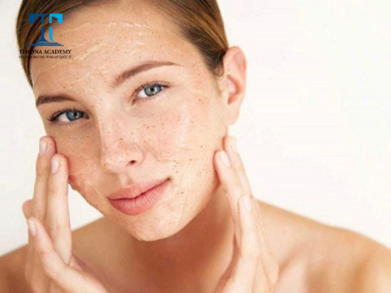 Lựa chọn sản phẩm làm sạch phù hợp với đặc tính làn da