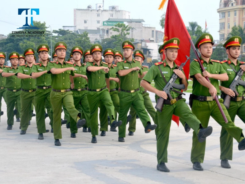 Không giỏi văn bạn vẫn có thể học cảnh sát