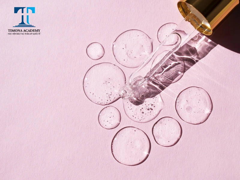 Làn da dầu mụn nên ưu tiên sử dụng sản phẩm đặc trị có chứa vitamin B5