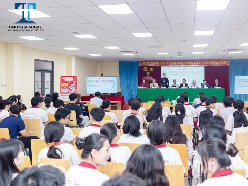 Ngày hội tư vấn tuyển sinh THPT Ngô Thời Nhiệm